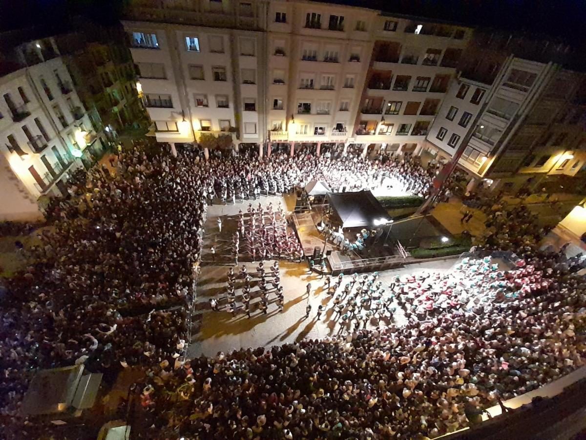 Piso centrico amplio-luminoso Zarautz Exterior foto