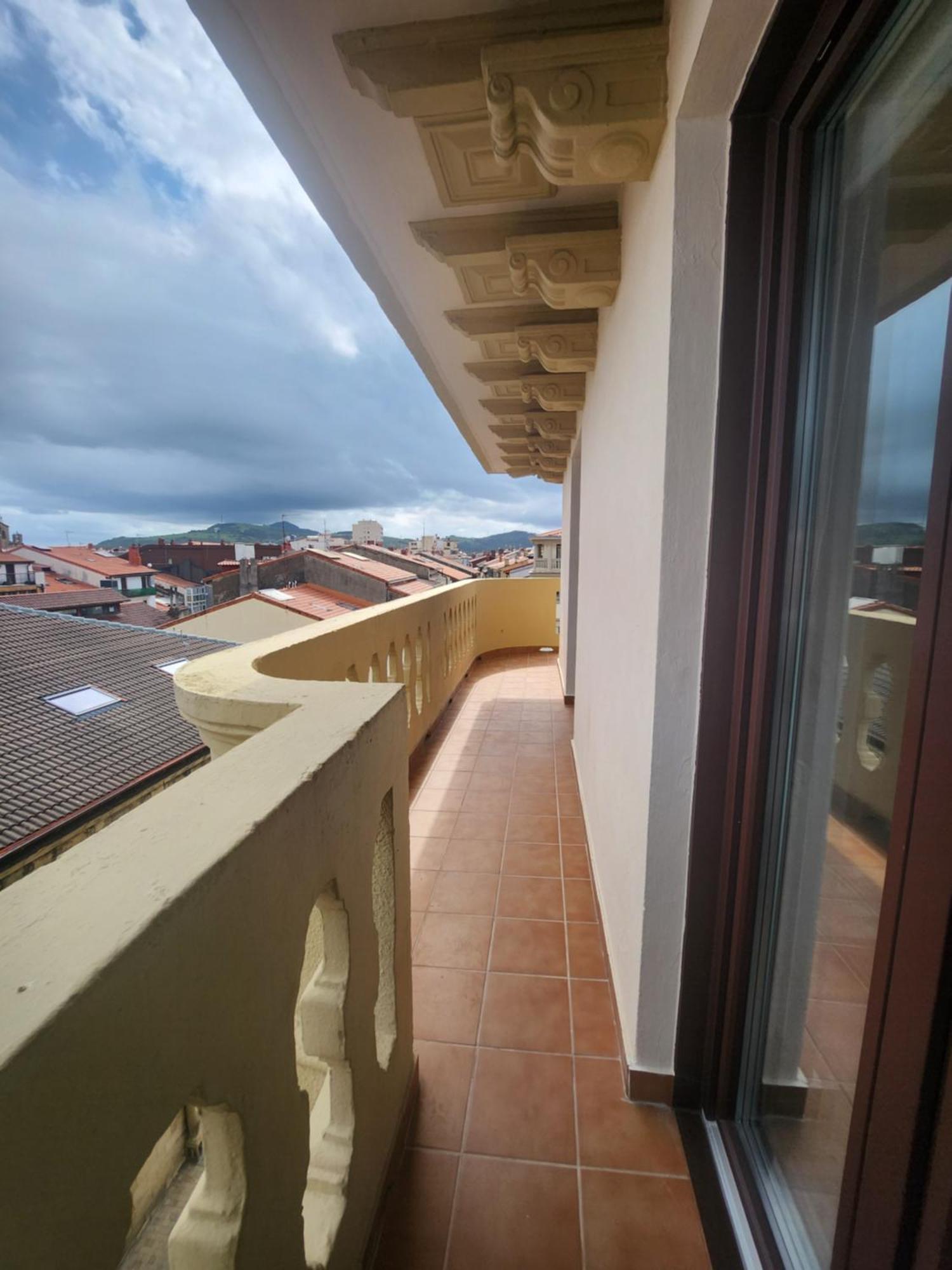 Piso centrico amplio-luminoso Zarautz Exterior foto